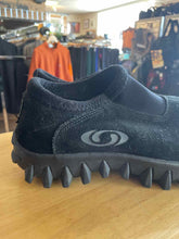 Load image into Gallery viewer, 8 Salomon Men's Shoes