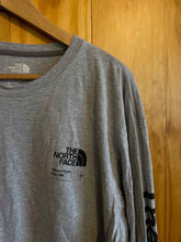 Load image into Gallery viewer, Size XL The North Face Men's Long Sleeve Shirt