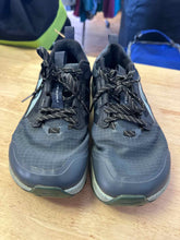 Load image into Gallery viewer, Women's Shoe Size 9 Altra Blue Trail Running Shoes