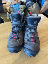 Load image into Gallery viewer, Shoe Size 5.5 Salomon Grey Boots