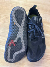 Load image into Gallery viewer, 44 Vivo Barefoot Men's Shoes