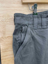 Load image into Gallery viewer, Size 42 Duluth Trading Men's Pants