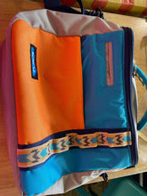 Load image into Gallery viewer, Kavu Lunch Box

