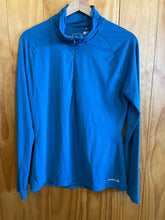 Load image into Gallery viewer, Size M Merrell Blue Women's Sweater &amp; Sweatshirt

