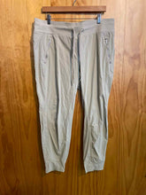 Load image into Gallery viewer, Size 16 Athleta Beige Women's Pants
