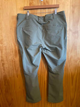 Load image into Gallery viewer, Size 40 TrueWerk Men&#39;s Pants
