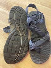Load image into Gallery viewer, Women's Shoe Size 11 Chaco Black Sandals
