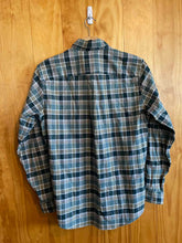 Load image into Gallery viewer, Size Large Eddie Bauer Men&#39;s Flannel
