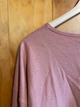 Load image into Gallery viewer, Size XL GymShark Pink Women&#39;s Long Sleeve Shirt
