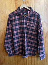 Load image into Gallery viewer, Size M Patagonia Men's Flannel
