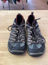 Load image into Gallery viewer, Women's Shoe Size 8 Chaco Grey Shoes
