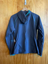Load image into Gallery viewer, Women Size M Columbia Grey Women's Light Jacket
