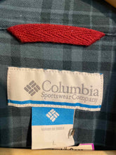 Load image into Gallery viewer, Size Large Columbia Men&#39;s Long Sleeve Shirt
