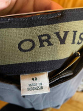 Load image into Gallery viewer, Size 40 Orvis Men's Shorts
