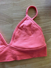 Load image into Gallery viewer, Size L Athleta Coral Women's Sports Bras
