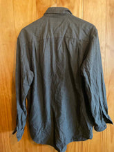 Load image into Gallery viewer, Size L Orvis Men&#39;s Long Sleeve Shirt
