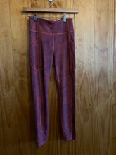 Load image into Gallery viewer, Size 4 Lululemon Orange Women's Leggings
