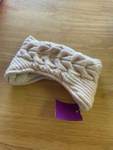 Load image into Gallery viewer, Lululemon Headband
