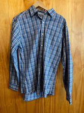 Load image into Gallery viewer, Size Medium Eddie Bauer Men's Long Sleeve Shirt
