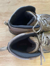 Load image into Gallery viewer, Women&#39;s Shoe Size 6.5 Ecco Brown Hiking Boots
