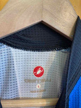 Load image into Gallery viewer, Castelli L Cycling Clothing
