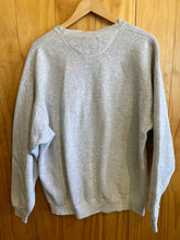 Load image into Gallery viewer, Size XL Oarsman Men's Sweater &amp; Sweatshirt
