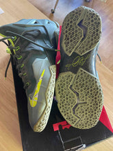 Load image into Gallery viewer, 11 Nike Men&#39;s Shoes
