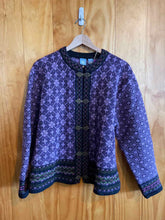 Load image into Gallery viewer, Size Medium Frost Purple Women's Sweater &amp; Sweatshirt
