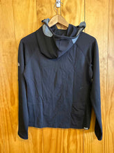 Load image into Gallery viewer, Size Medium The North Face Black Women's Hoodie
