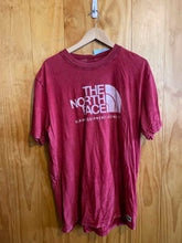 Load image into Gallery viewer, Size XL The North Face Men&#39;s Short Sleeve Shirt
