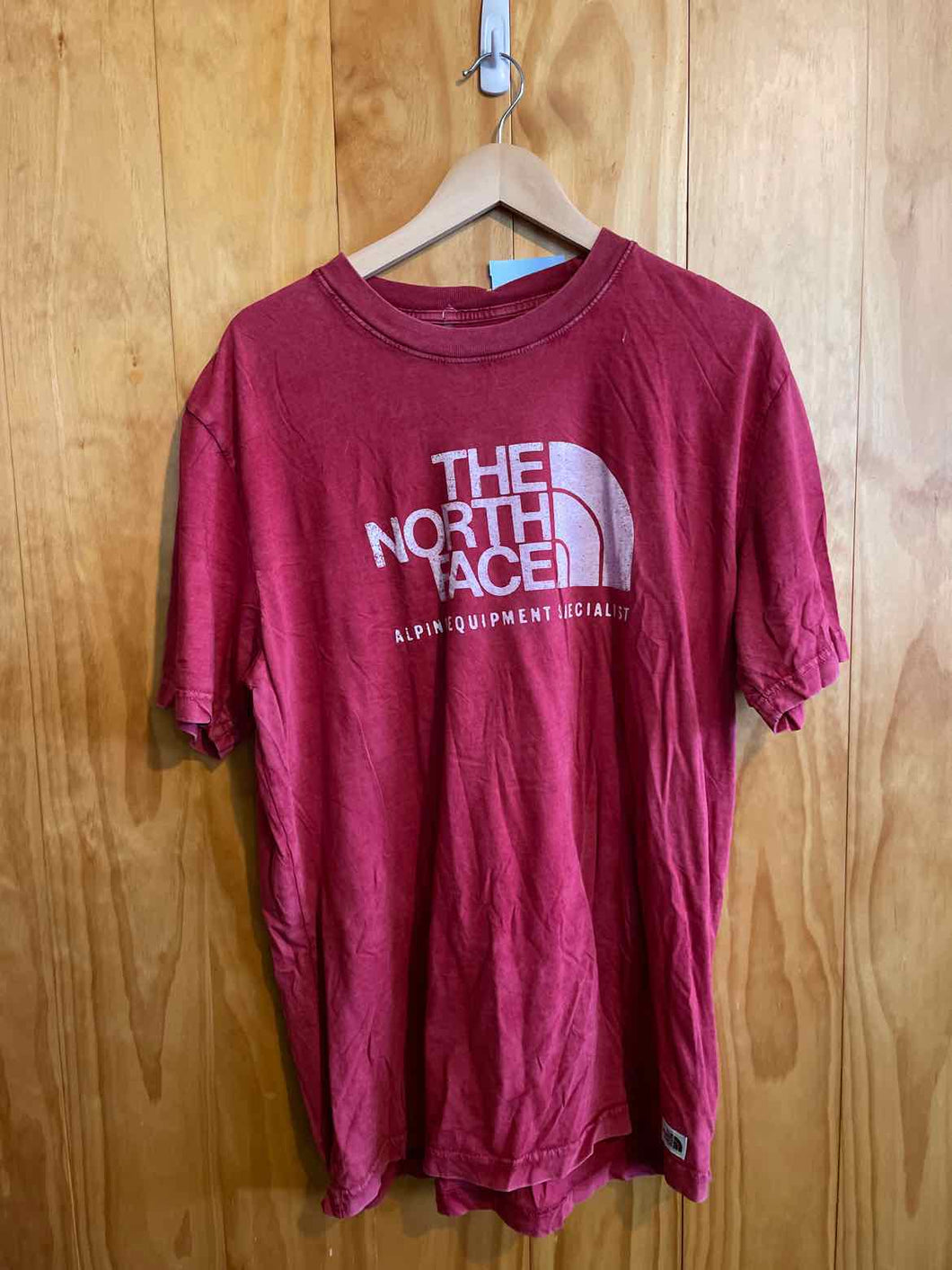 Size XL The North Face Men's Short Sleeve Shirt