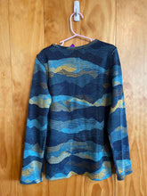Load image into Gallery viewer, smartwool Long Sleeve
