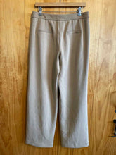 Load image into Gallery viewer, Size Large Lululemon Tan Women&#39;s Sweatpants
