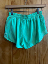 Load image into Gallery viewer, Size 6 Lululemon Green Women's Shorts
