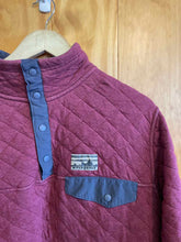 Load image into Gallery viewer, Size Medium Patagonia Men&#39;s Sweater &amp; Sweatshirt

