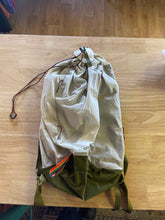 Load image into Gallery viewer, REI 18 Backpack
