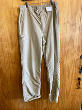 Load image into Gallery viewer, Size Large Patagonia Men&#39;s Pants
