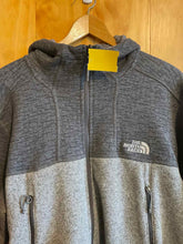 Load image into Gallery viewer, Size XL The North Face Men&#39;s Sweater &amp; Sweatshirt
