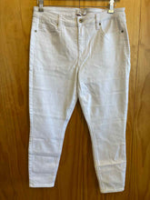 Load image into Gallery viewer, Size 31 Pistola White Women's Jeans
