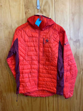 Load image into Gallery viewer, Size M Sweet Protection Men's Light Jacket
