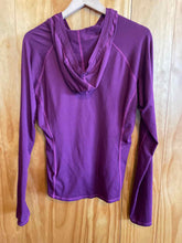 Load image into Gallery viewer, Size L Mountain Hardwear Magenta Women's Sweater &amp; Sweatshirt
