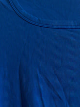 Load image into Gallery viewer, Size Medium Athleta Blue Women's Long Sleeve Shirt
