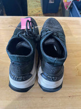 Load image into Gallery viewer, Women's Shoe Size 8.5 Sorel Black Casual Shoes
