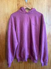 Load image into Gallery viewer, Size M Comfrt Men's Sweater &amp; Sweatshirt
