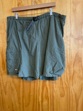 Load image into Gallery viewer, Size XL Columbia Men's Shorts
