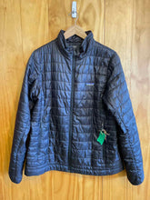 Load image into Gallery viewer, Women Size Large Patagonia Black Women&#39;s Light Jacket
