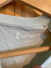 Load image into Gallery viewer, Size XL Cotopaxi Teal Women's Short Sleeve Shirt
