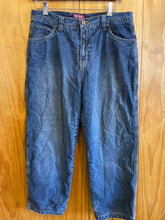 Load image into Gallery viewer, Size 36x30 Faded Glory Men's Jeans
