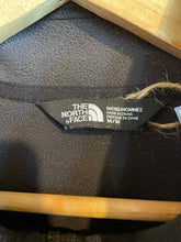 Load image into Gallery viewer, Size Medium The North Face Men's Fleece
