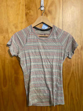Load image into Gallery viewer, Size S smartwool Cream Women&#39;s Short Sleeve Shirt
